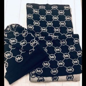 Unisex Michael Kors Scarf and Hat Grey/Black